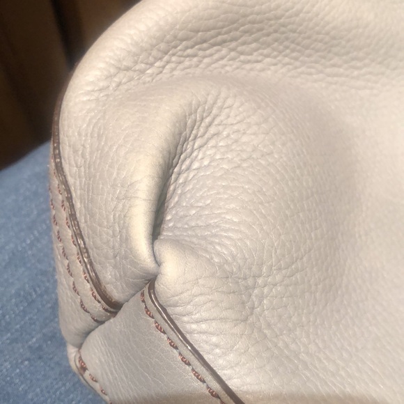 Fossil Maddox Crossbody - Picture 10 of 11